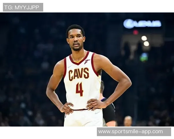 莫布里高效表现7投5中贡献14分5篮板4助攻三分球命中率出色